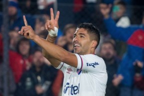 Ming回归赛场，挺进下一轮首场状态亮眼，巴塞罗那观众沸腾！的简单介绍